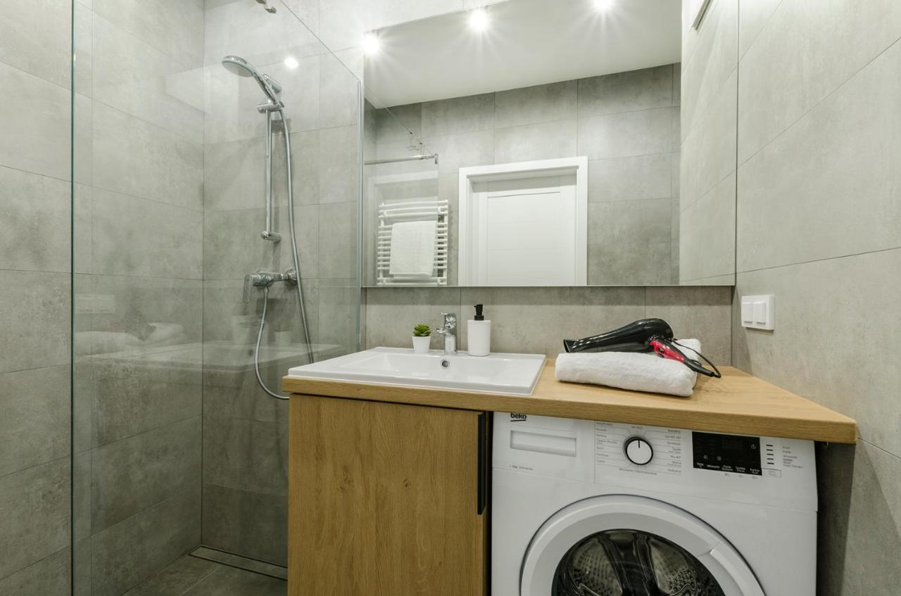 לודז' Aparthouse Fabryczna מראה חיצוני תמונה