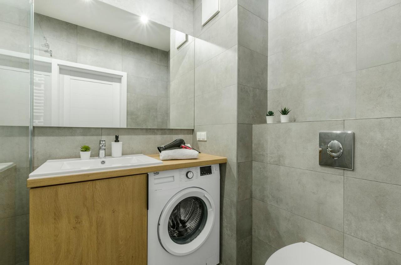 לודז' Aparthouse Fabryczna מראה חיצוני תמונה